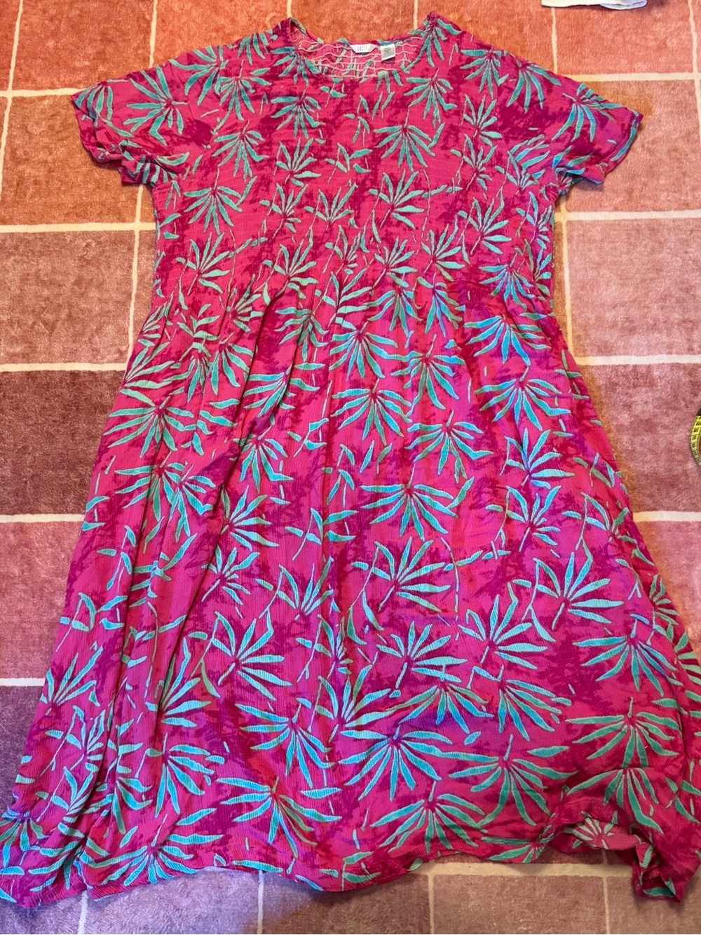 Kaktus Fuchsia Dress with Teal Leaf Print
